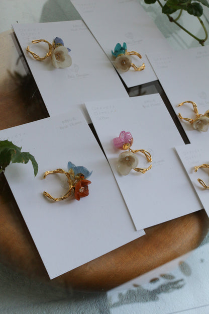 Double Hydrangea Ear-Cuff No.3