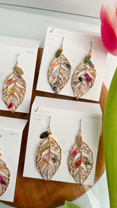 Leaf Earrings With Seasonal Flower Petals No.39