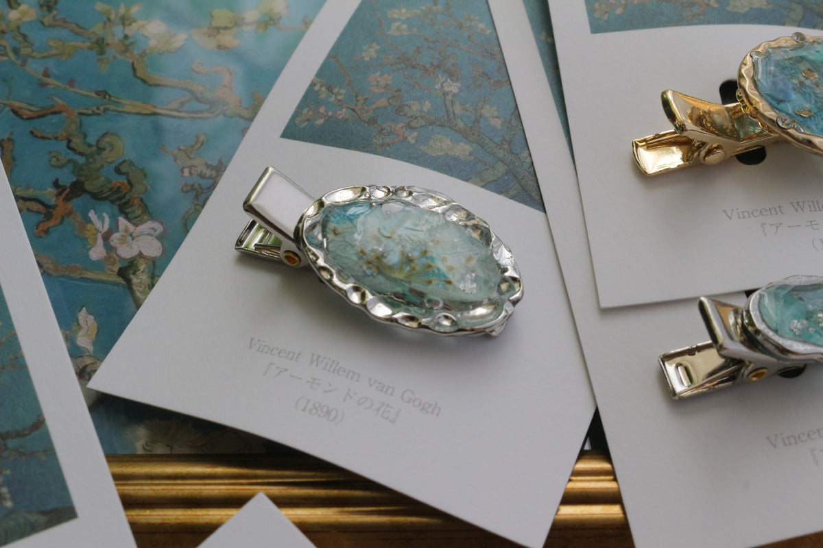 Gogh's Inspired Hair Clip - アーモンドの花