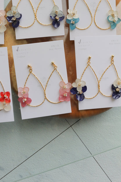 Teardrop Hoop Earrings with Hydrangeas No.23 ピアスorイヤリング