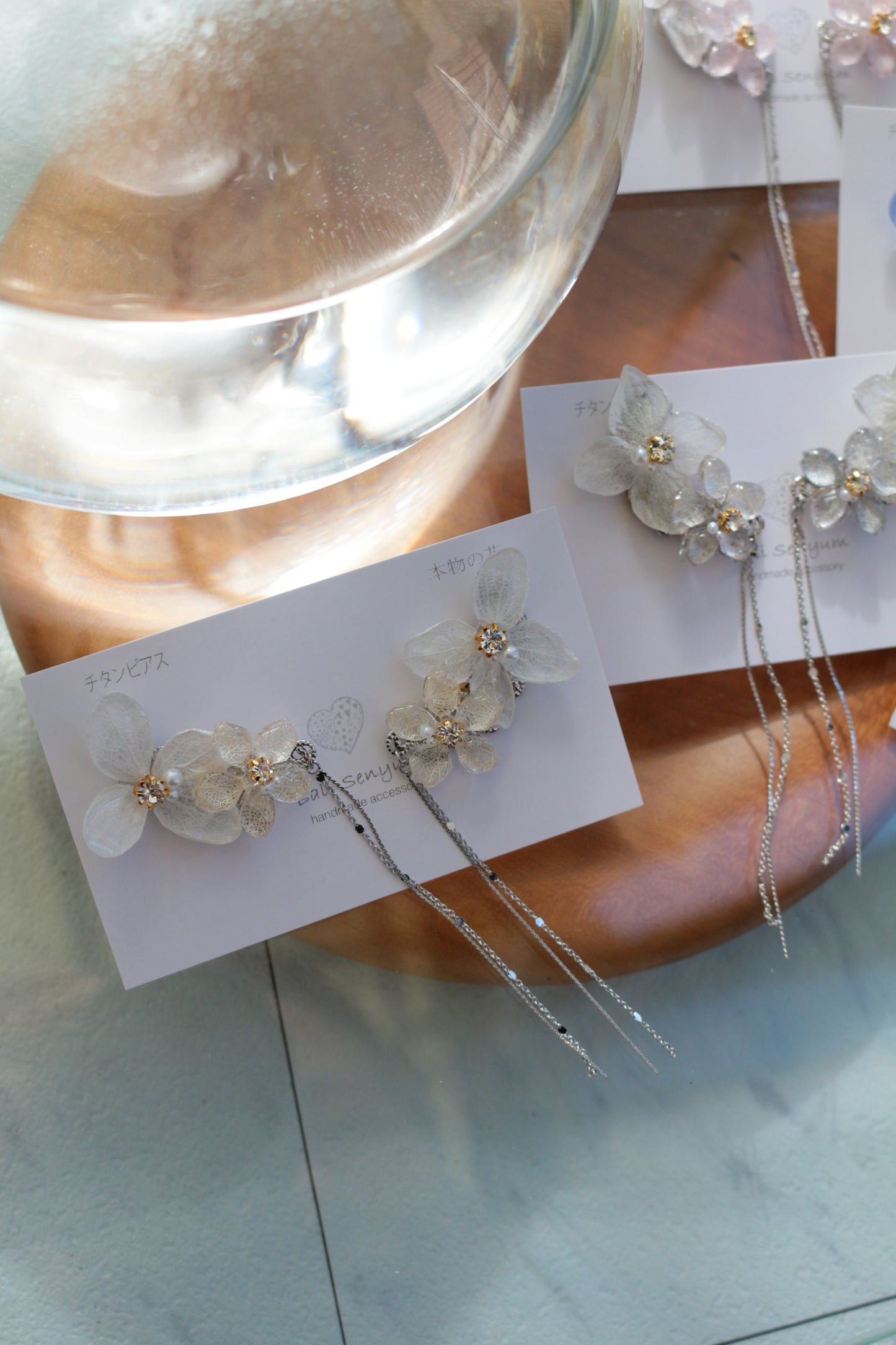 Hydrangea Flying Butterfly Earrings No.47 - Titanium Pierce(ピアス）