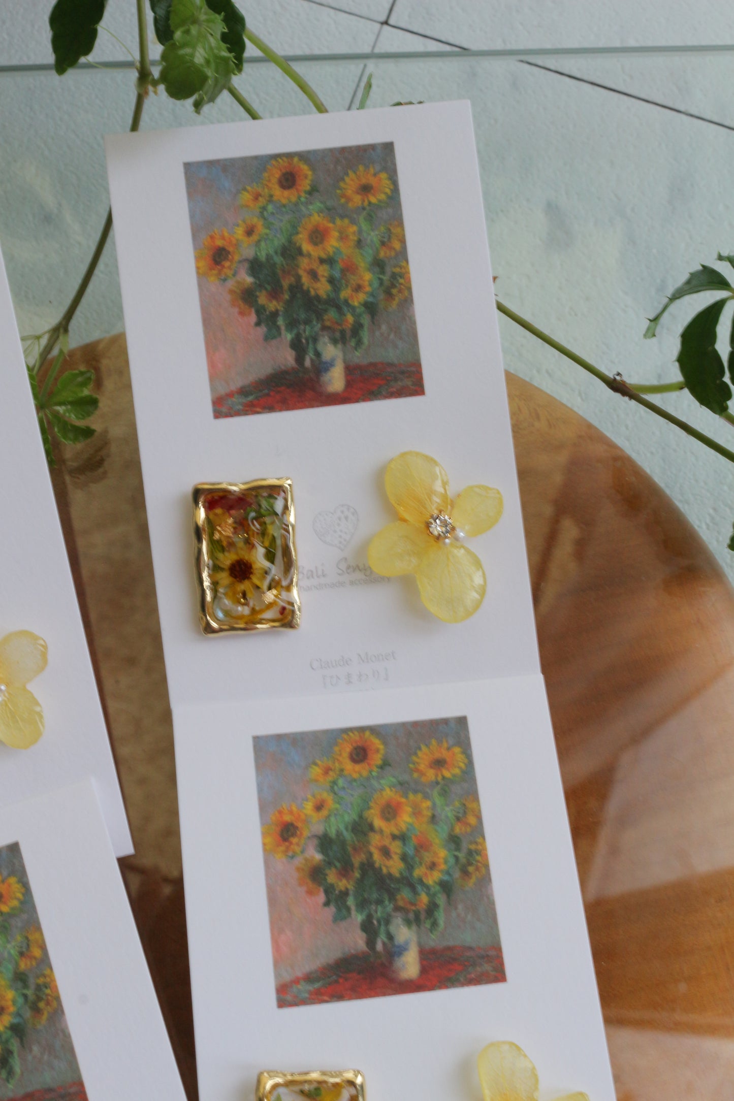 Monet Inspired Flower Earrings No.22 ピアスTitanium Pierce ひまわり