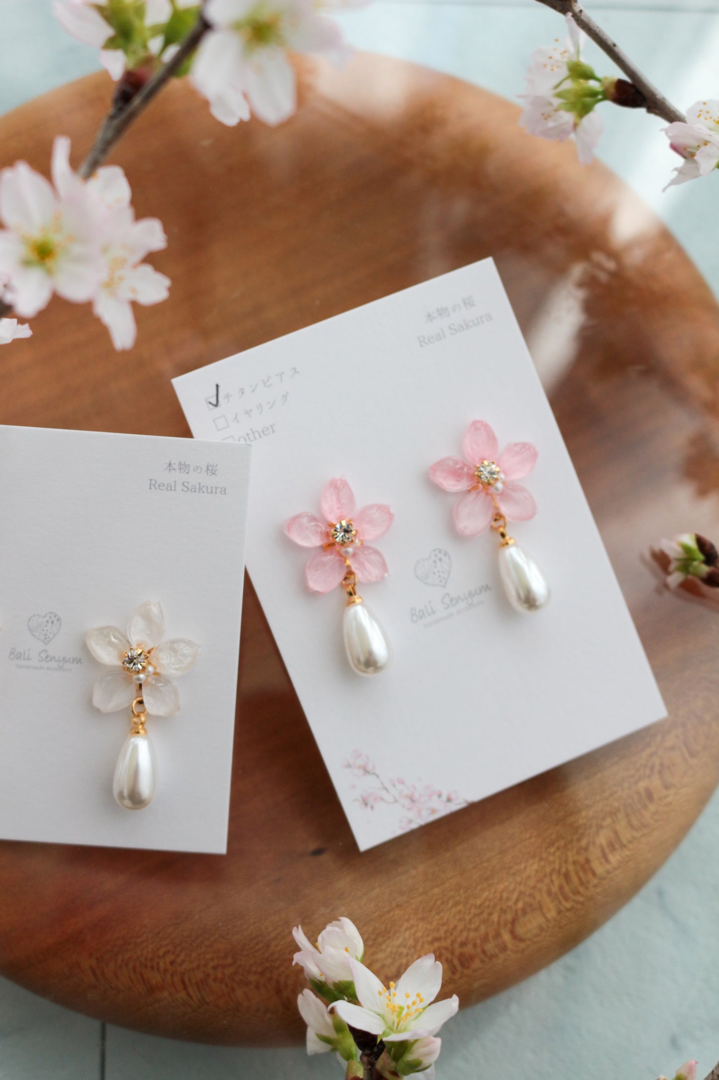 Small Someiyoshino Sakura Earrings with Drop Pearl
