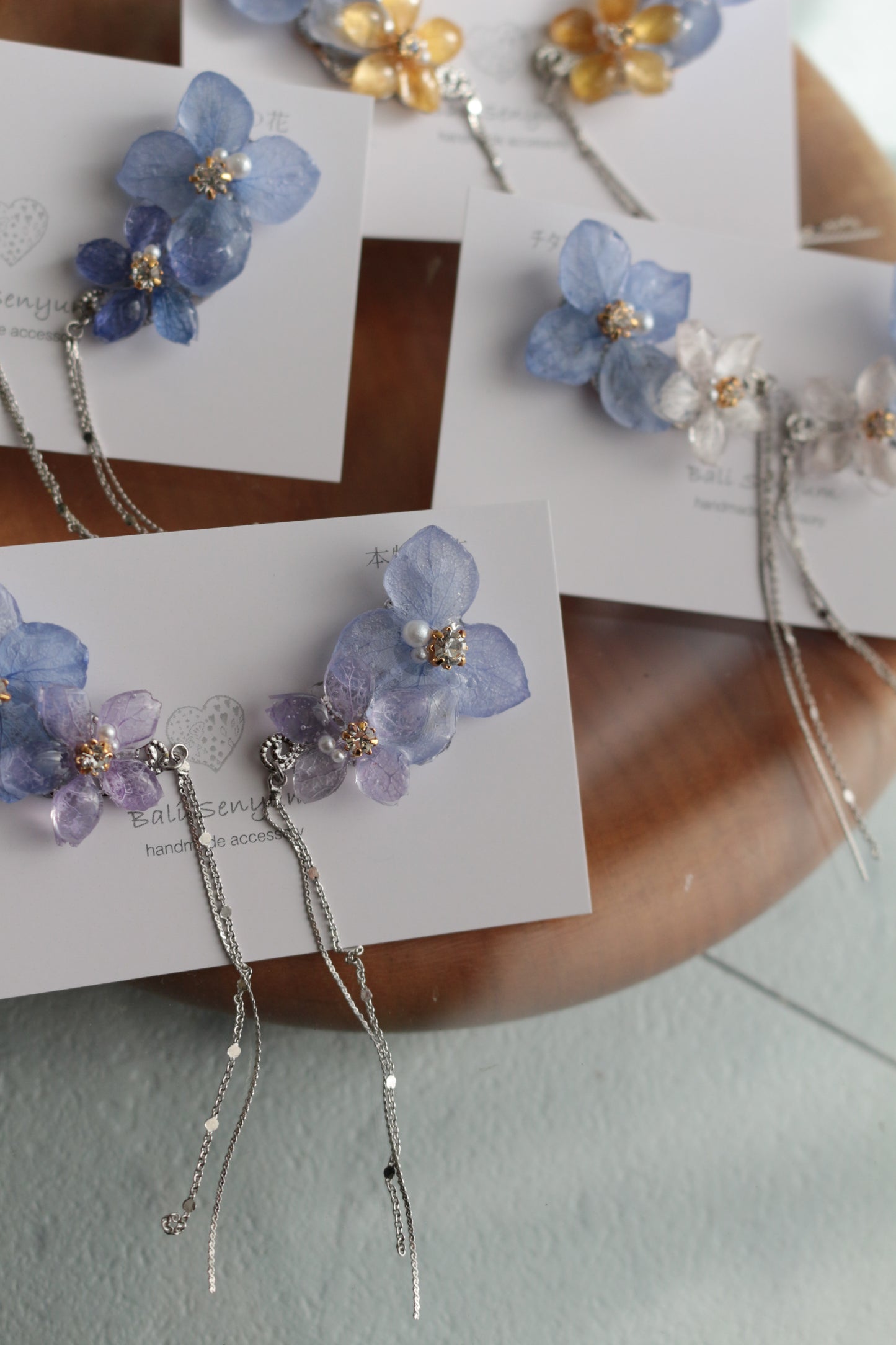 Hydrangea Flying Butterfly Earrings No.43 - Titanium Pierce(ピアス）