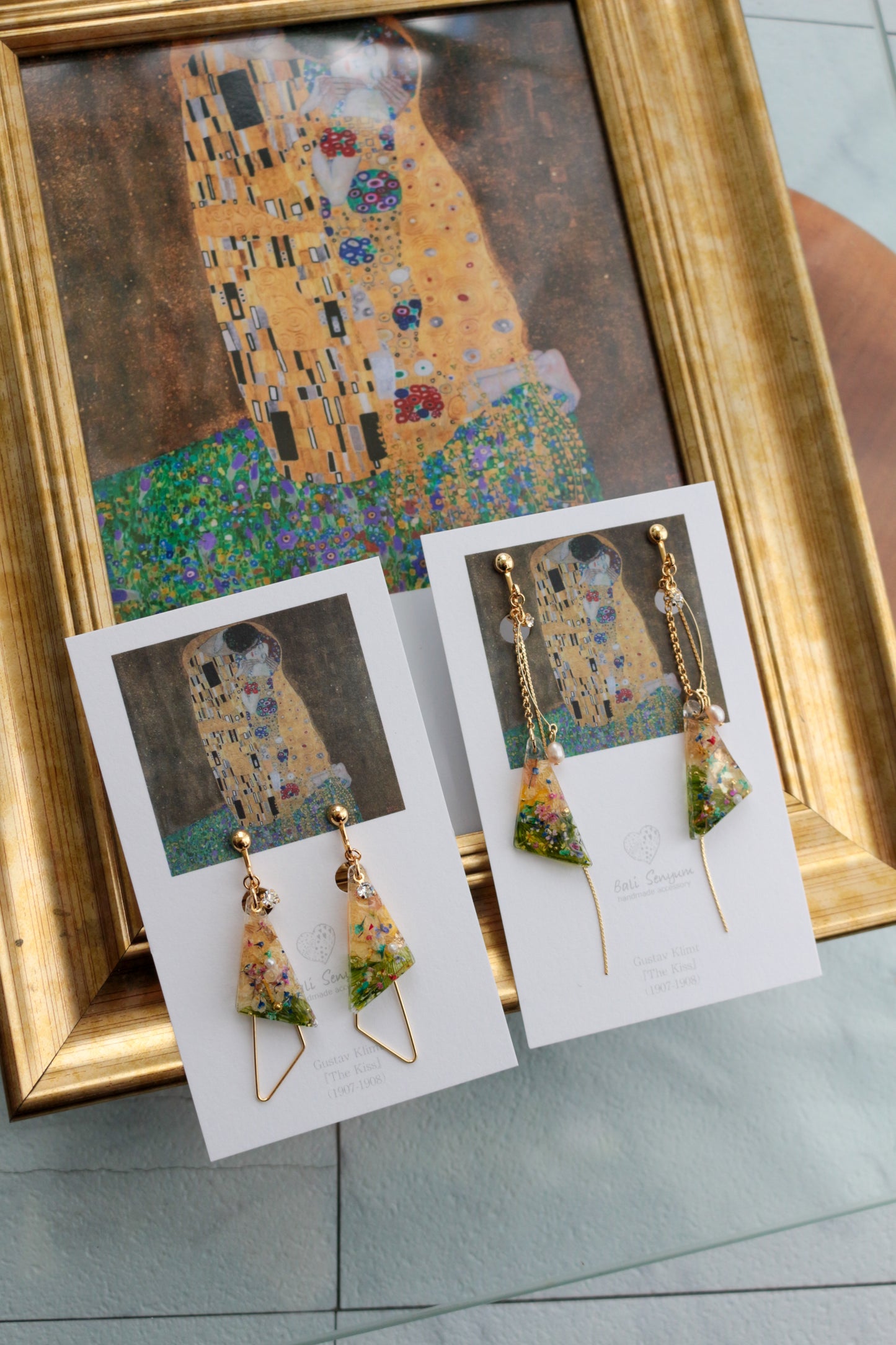 Gustav Klimt Inspired Triangular Floral Earrings - Kiss
