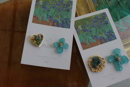 Gogh Inspired Flower and Medallion No. 5 Pierceチタンピアス -アイリス