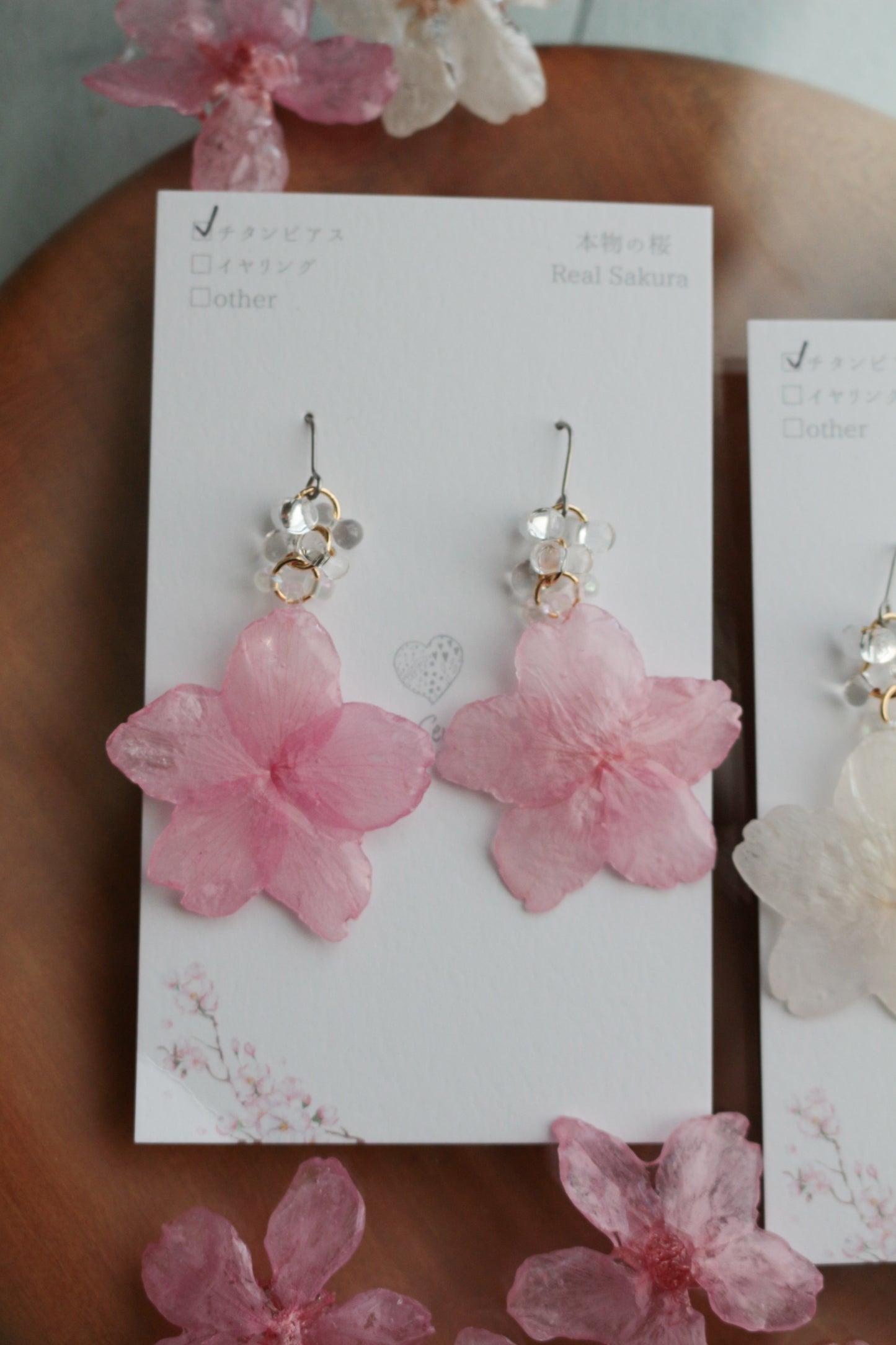 Someiyoshino Real Shape Sakura Earrings