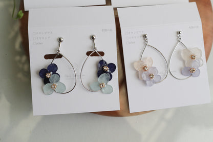 Teardrop Silver color Hoop Earrings with Hydrangeas No.1 ピアスorイヤリング