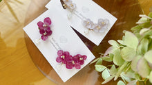 White moon stone & Hydrangea Earrings - Clip On  イヤリング No.2