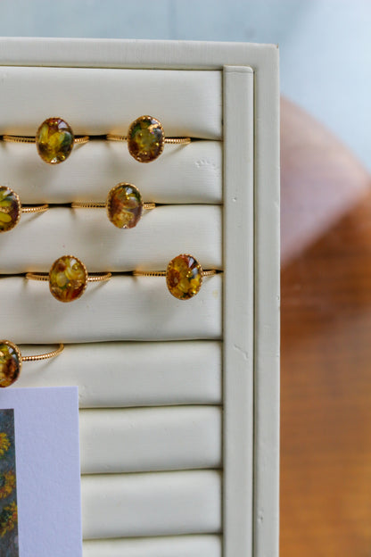 Claude Monet's Sunflowers Ring No.1 - ひまわり