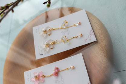 Someiyoshino Sakura Bouquet Earrings