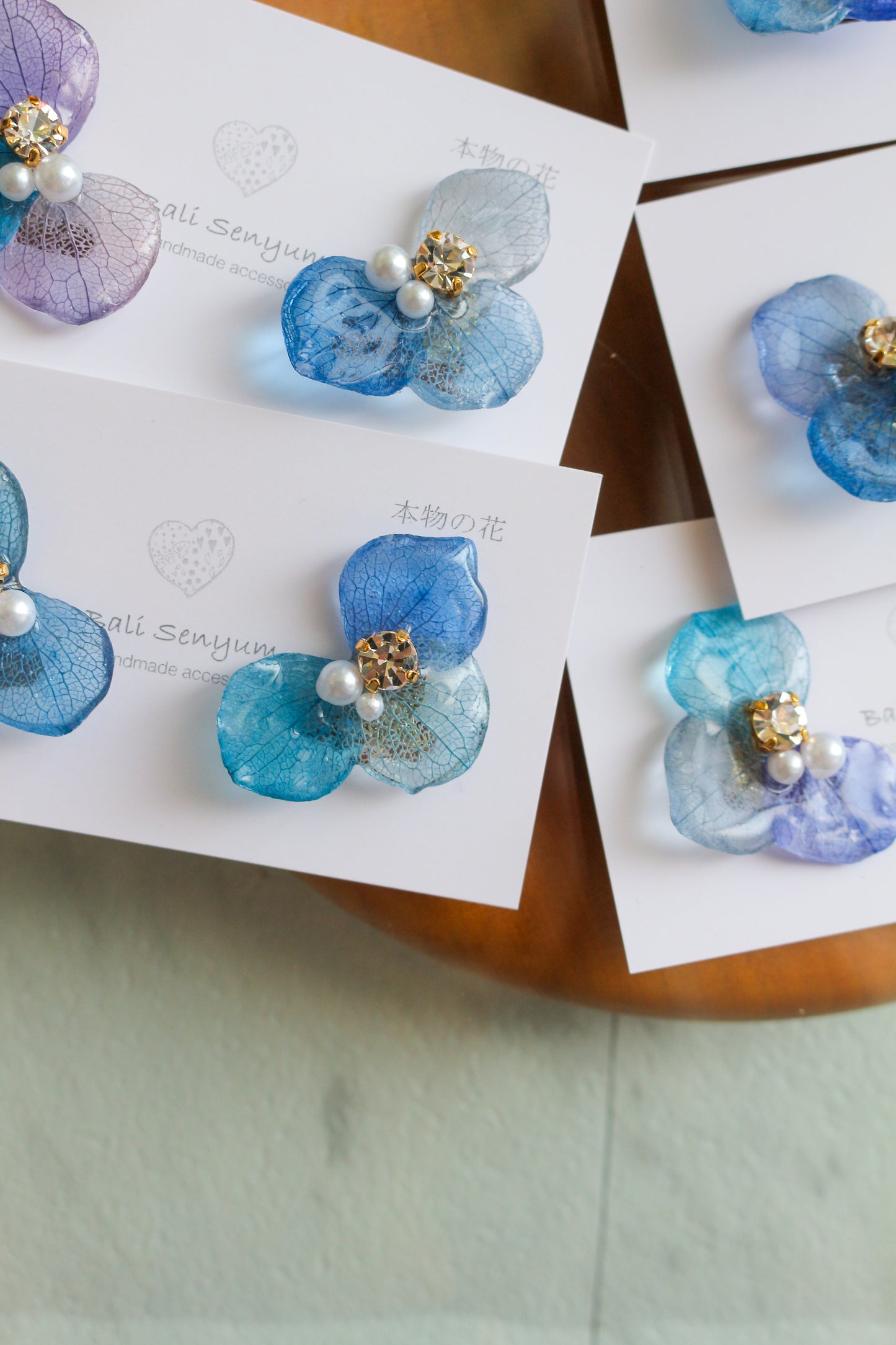 Hydrangea Wing No.129- Titanium Pierce(ピアス）