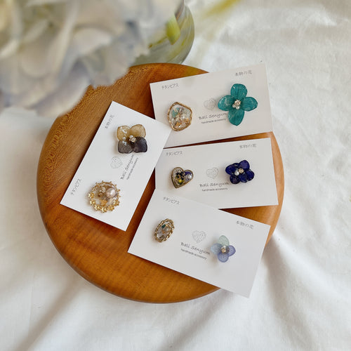 Hydrangea and Flower Medallion Titanium Pierce (チタンピアス）- Blue  Time Limited