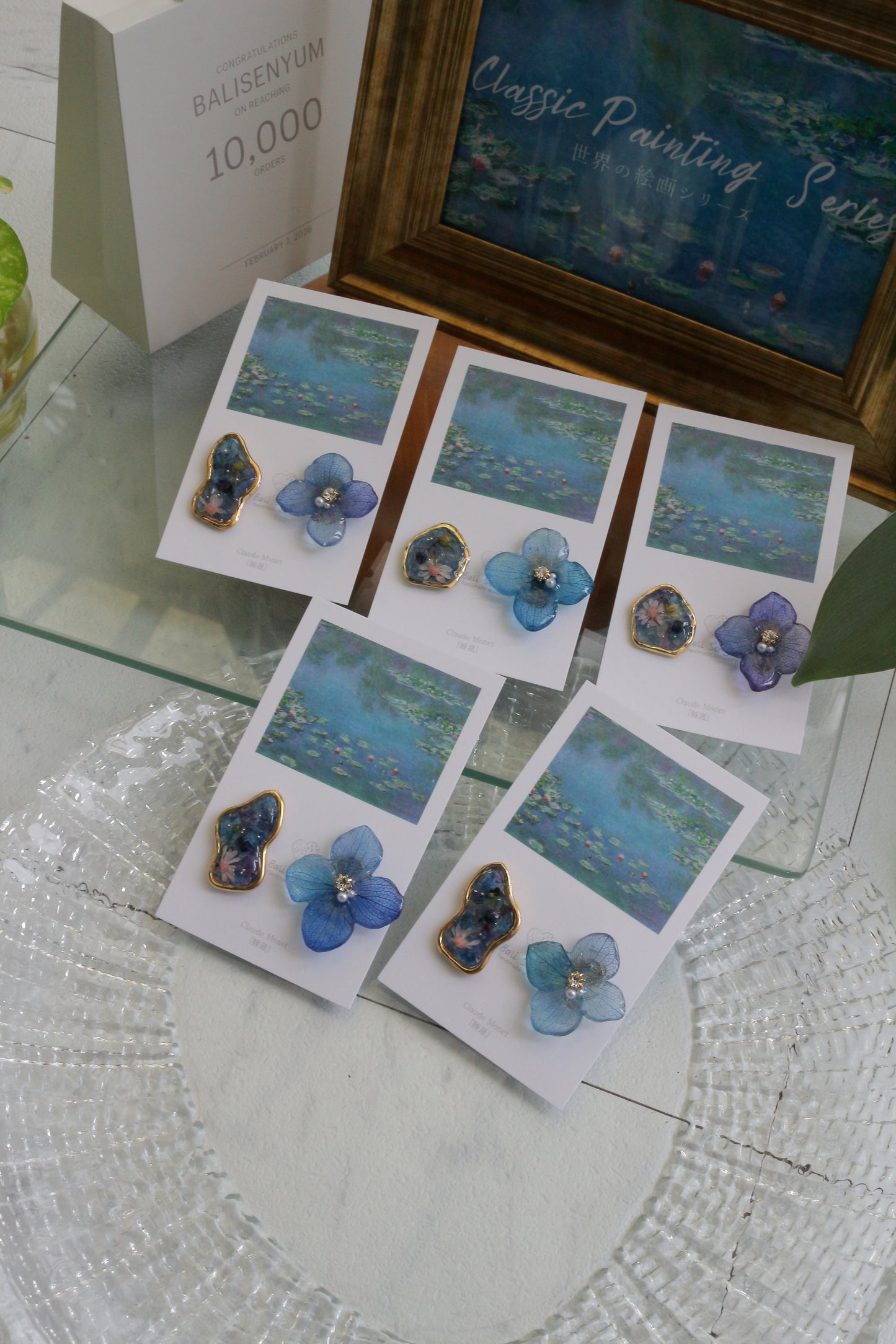 Monet's Water Lilies Inspired Flower and Medallion No.24 イヤリング Clip-on 睡蓮