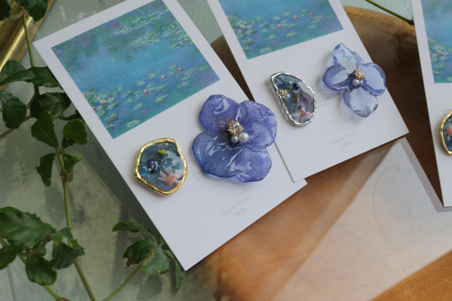 Monet Inspired Flower and Medallion No.27 ピアスTitanium Pierce 睡蓮