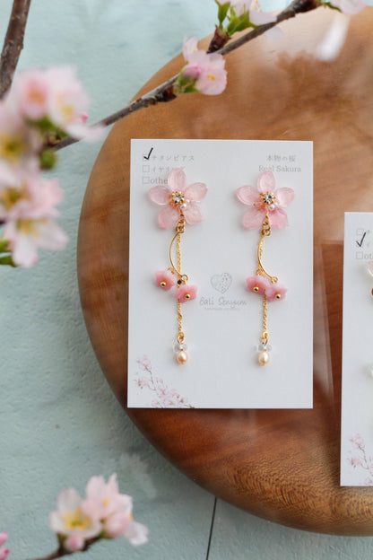 Someiyoshino Sakura Bouquet Earrings