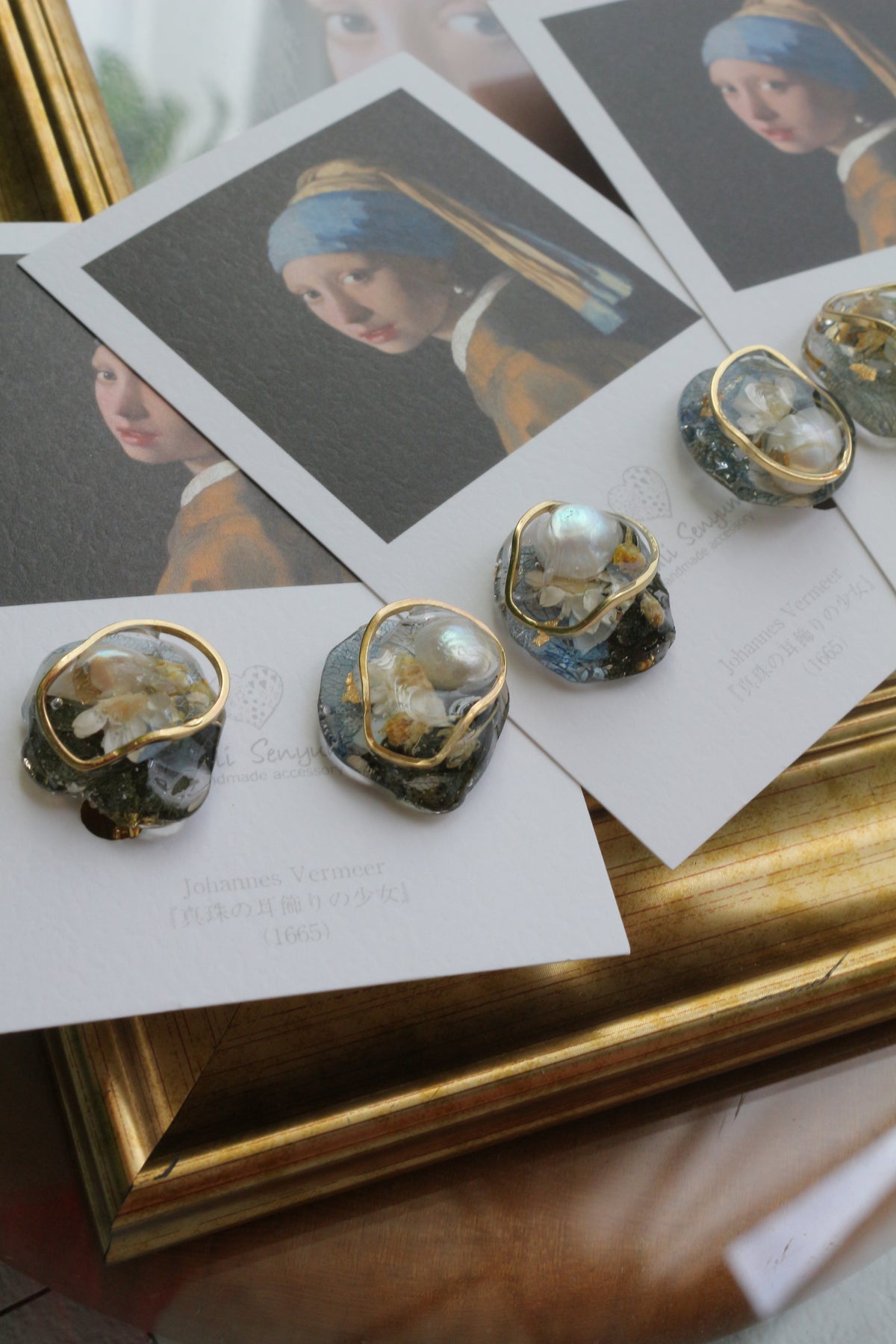 Vermeer's Inspired Flower & Pearl Earrings  No.7イヤリング Clip-on 真珠の耳飾りの少女