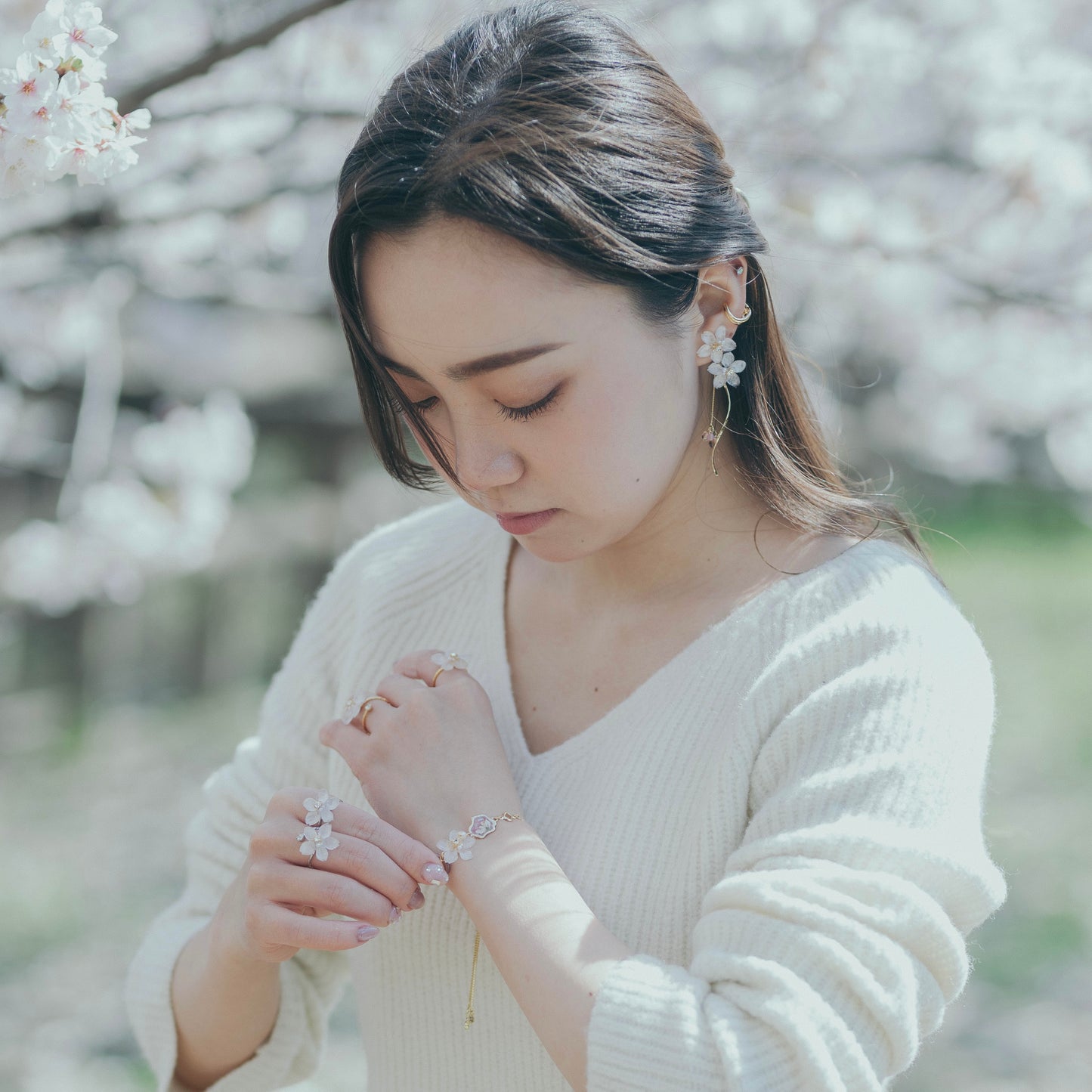 Someiyoshino Sakura Ring with Three Gems NEW #S053