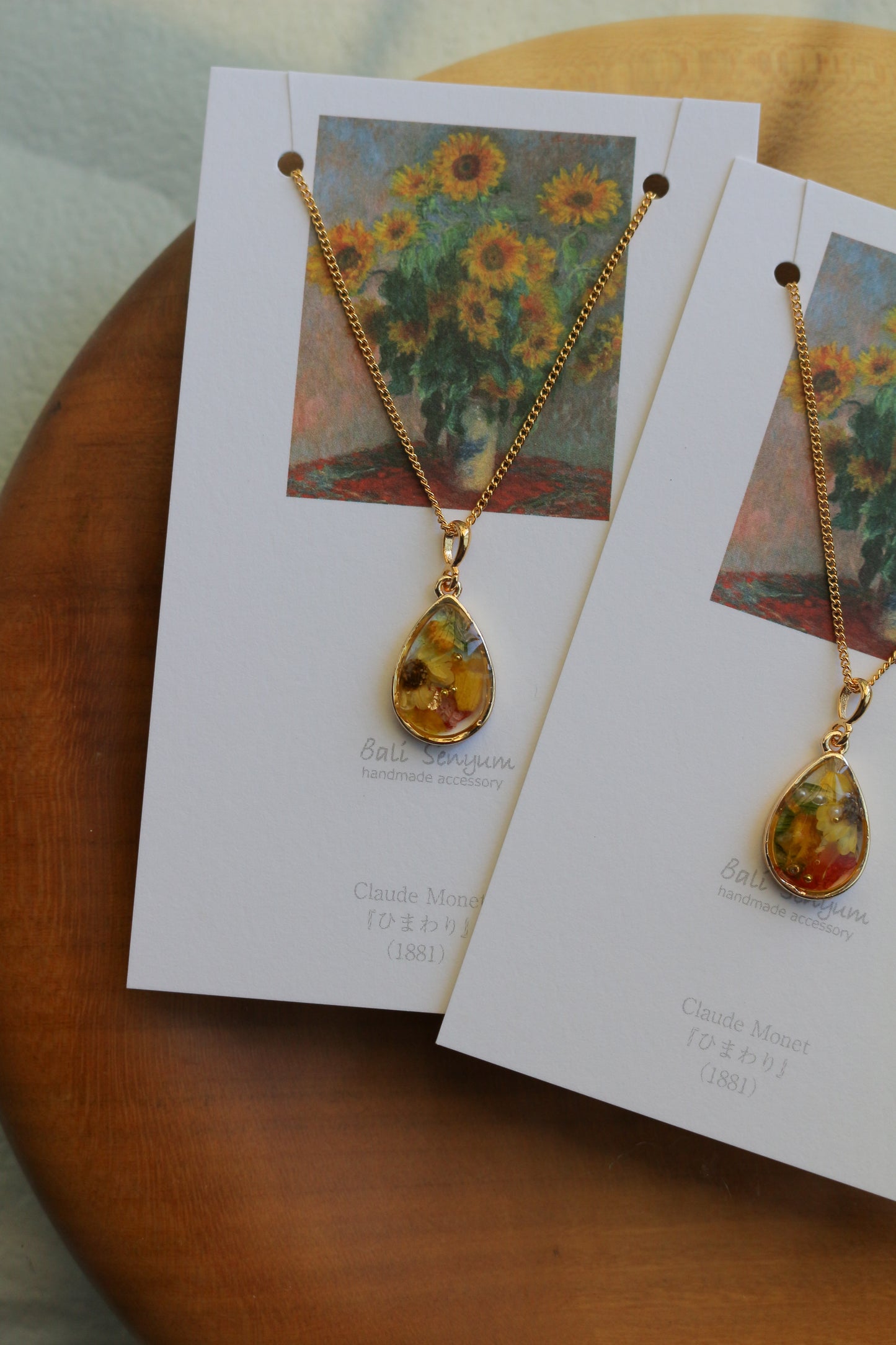 Claude Monet's Sunflowers Inspired Necklace - ひまわり