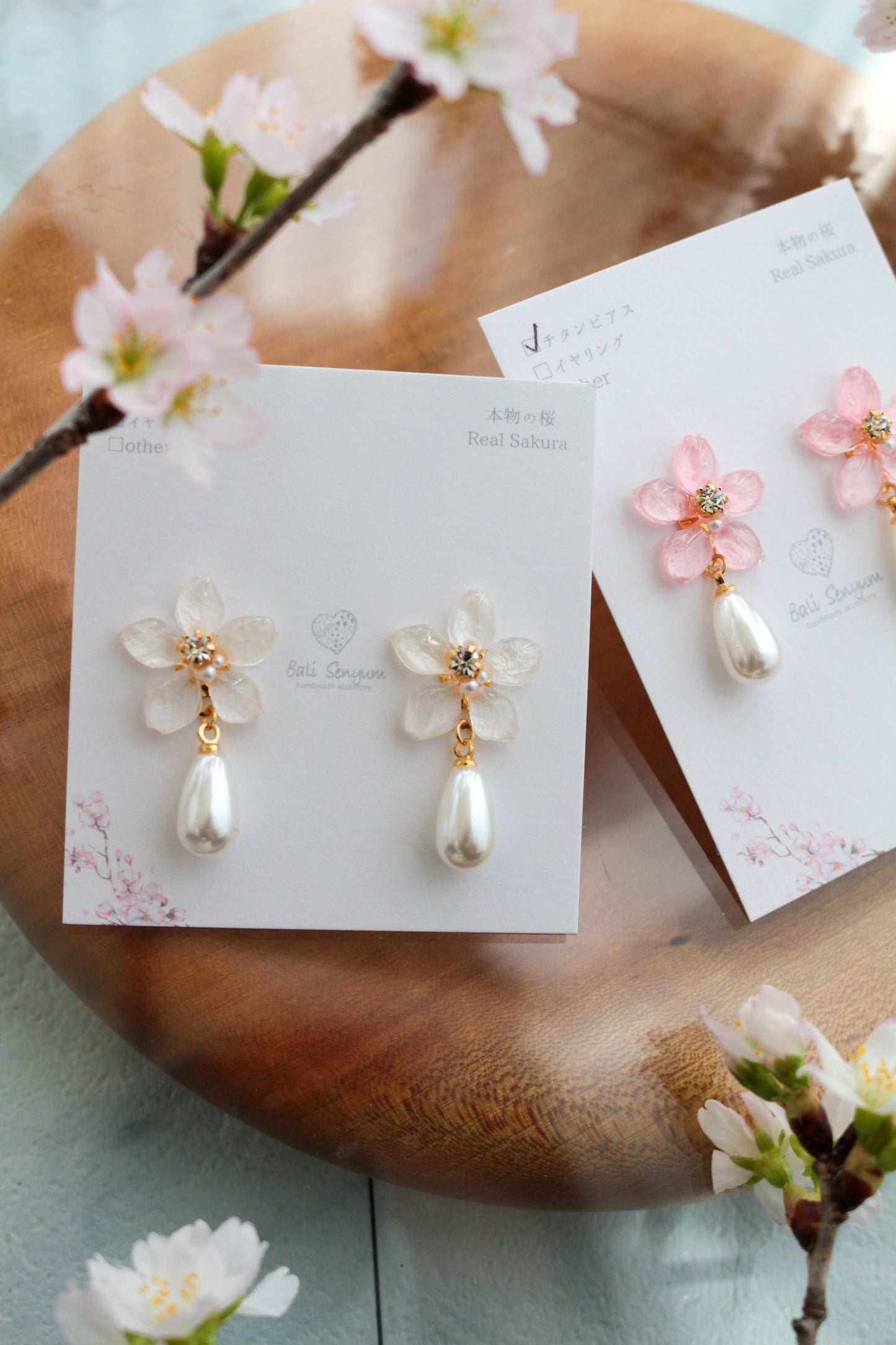 Small Someiyoshino Sakura Earrings with Drop Pearl