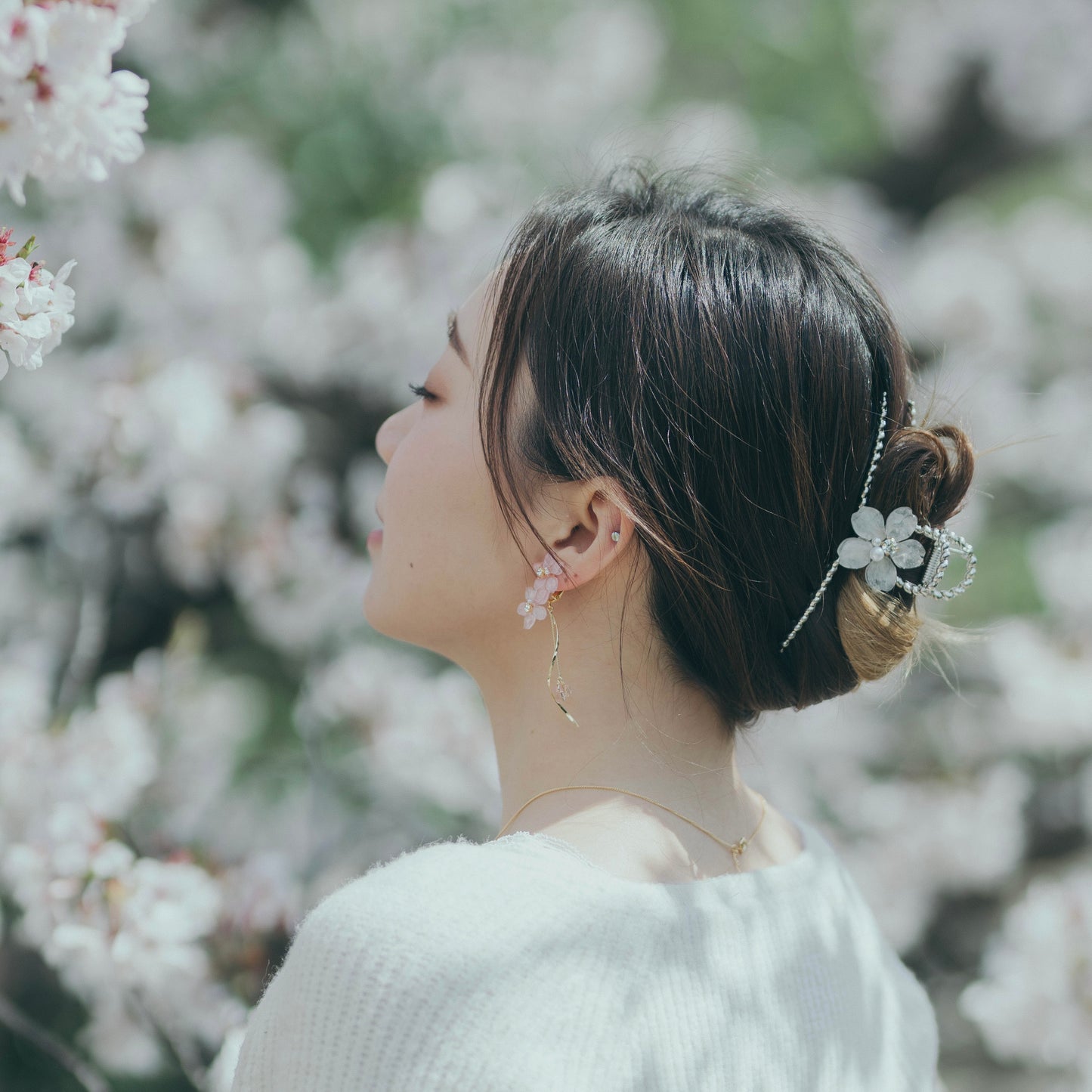 Someiyoshino Sakura Hair Clip - White Big