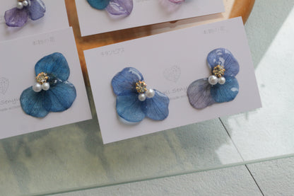 Hydrangea Wing No.145- Titanium Pierce(ピアス）