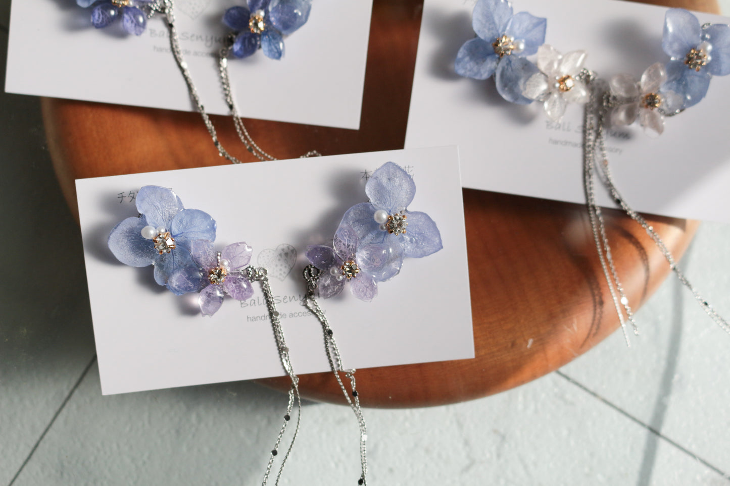 Hydrangea Flying Butterfly Earrings No.43 - Titanium Pierce(ピアス）