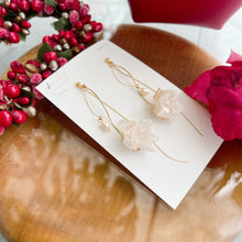 Dangling Flower Earring with Pearl