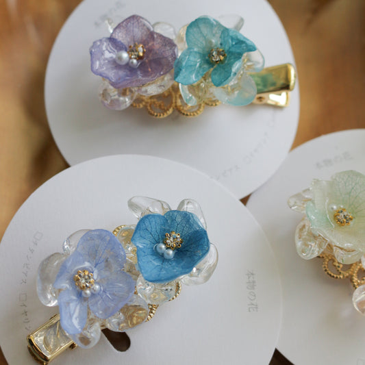 Clear Flowers Hair Clip - No.2