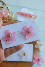 Natural Shape Someiyoshino with stone Sakura Earrings