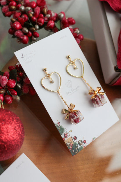 Christmas Heart Earring