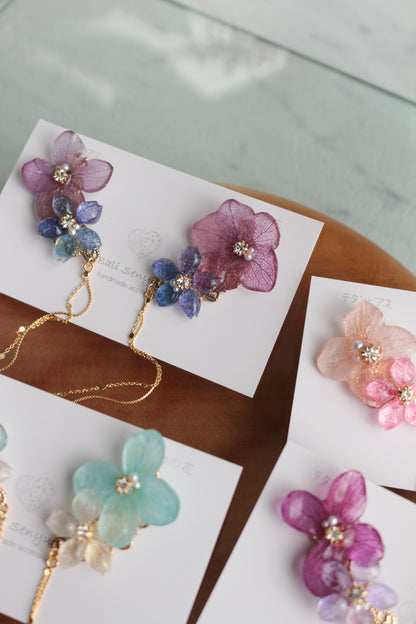 Hydrangea Flying Butterfly Earrings No.40 - Titanium Pierce(ピアス）