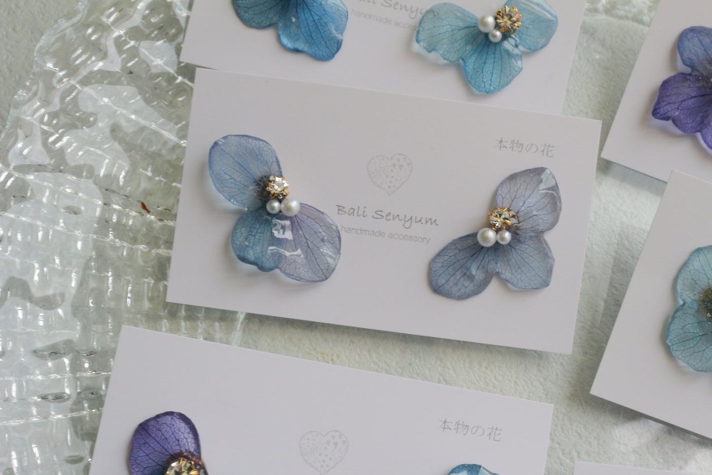 Hydrangea Wing No.145- Titanium Pierce(ピアス）