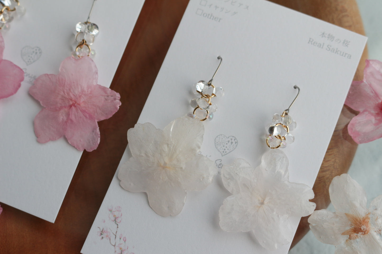 Someiyoshino Real Shape Sakura Earrings