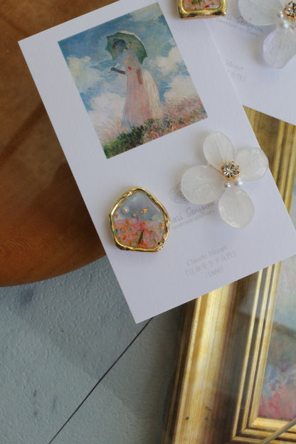 Monet Inspired Flower Earrings No.13 イヤリングClip-on 日傘をさす女性