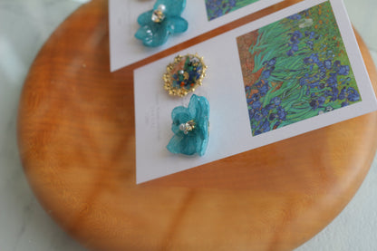 Gogh Inspired Flower and Medallion No.1 イヤリング Clip-on アイリス
