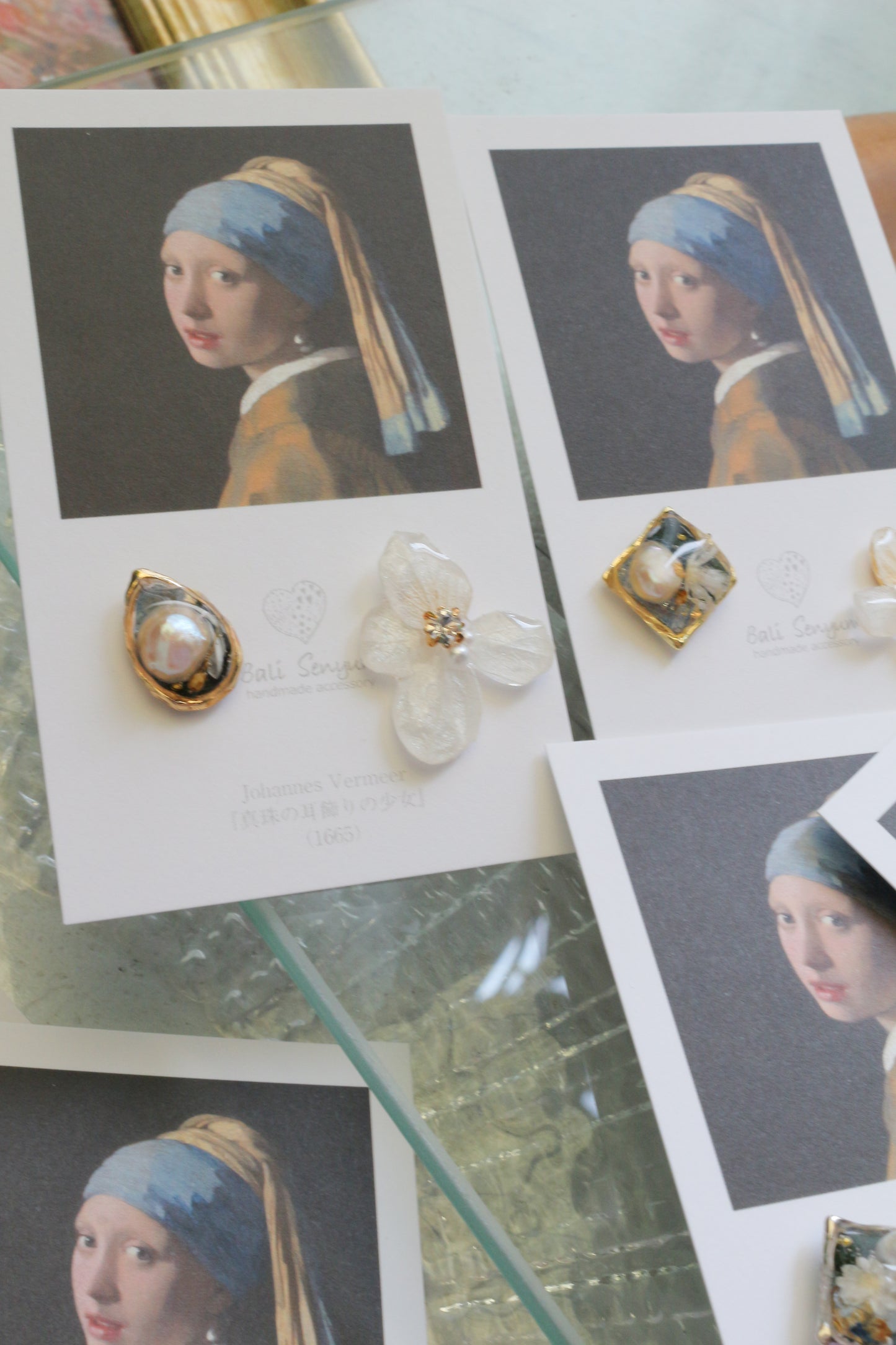 Vermeer's Inspired Flower and Medallion No.3 ピアス Pierce 真珠の耳飾りの少女