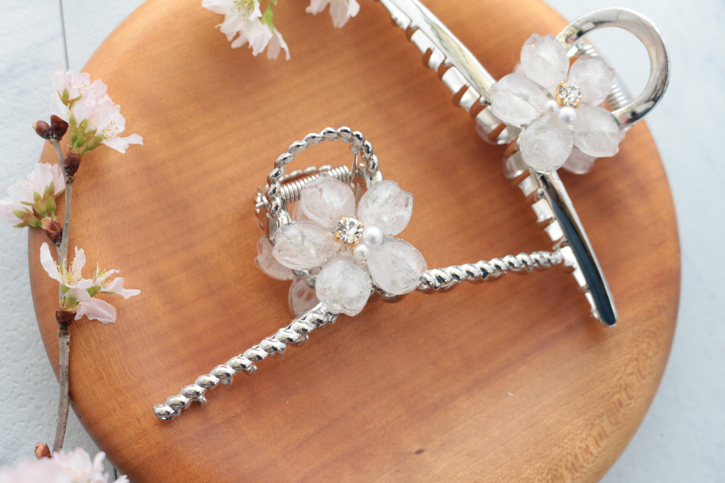 Someiyoshino Sakura Silver Color Hair Clip - White  Big