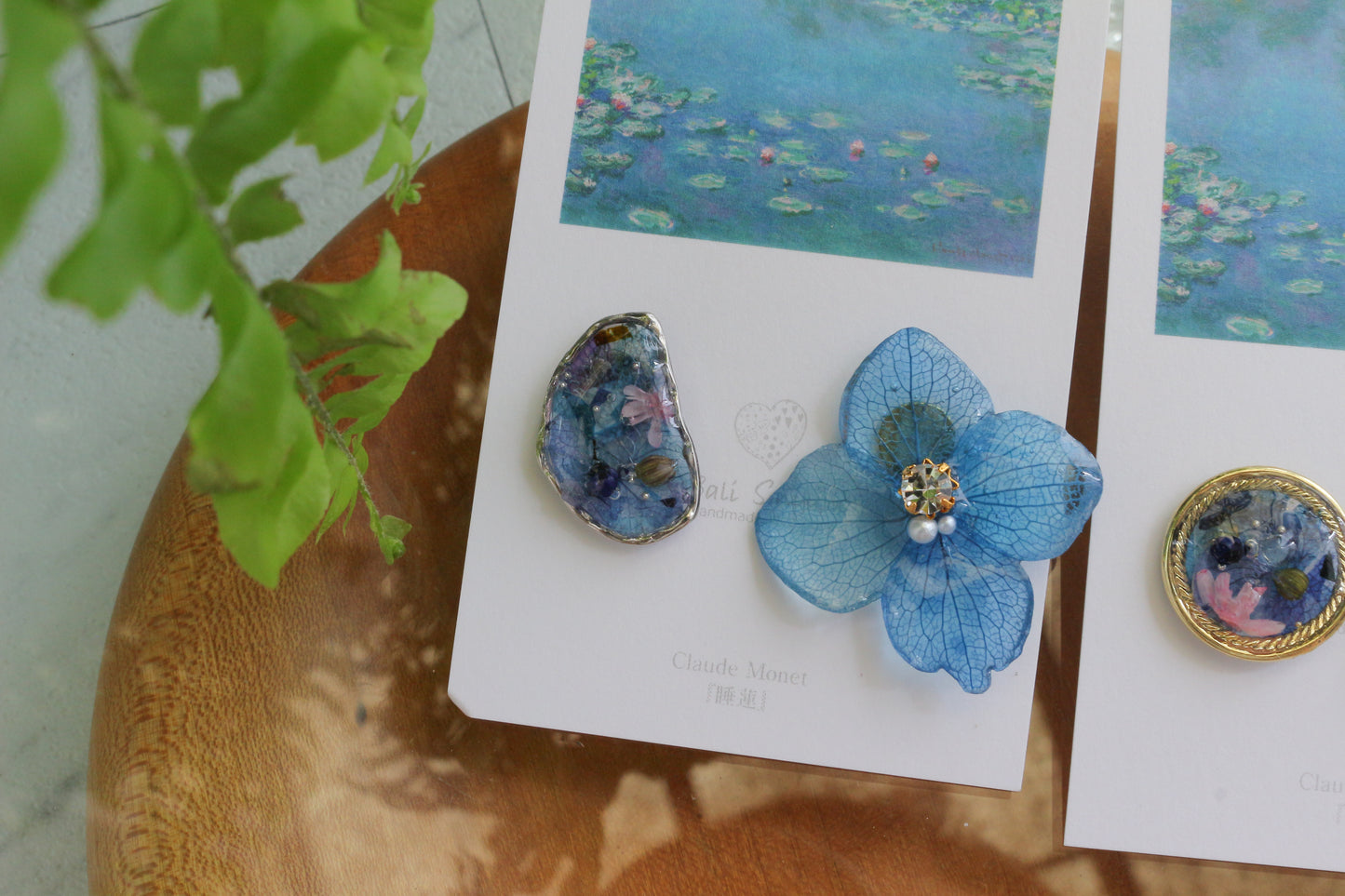 Monet Inspired Flower and Medallion No.34 ピアスTitanium Pierce 睡蓮