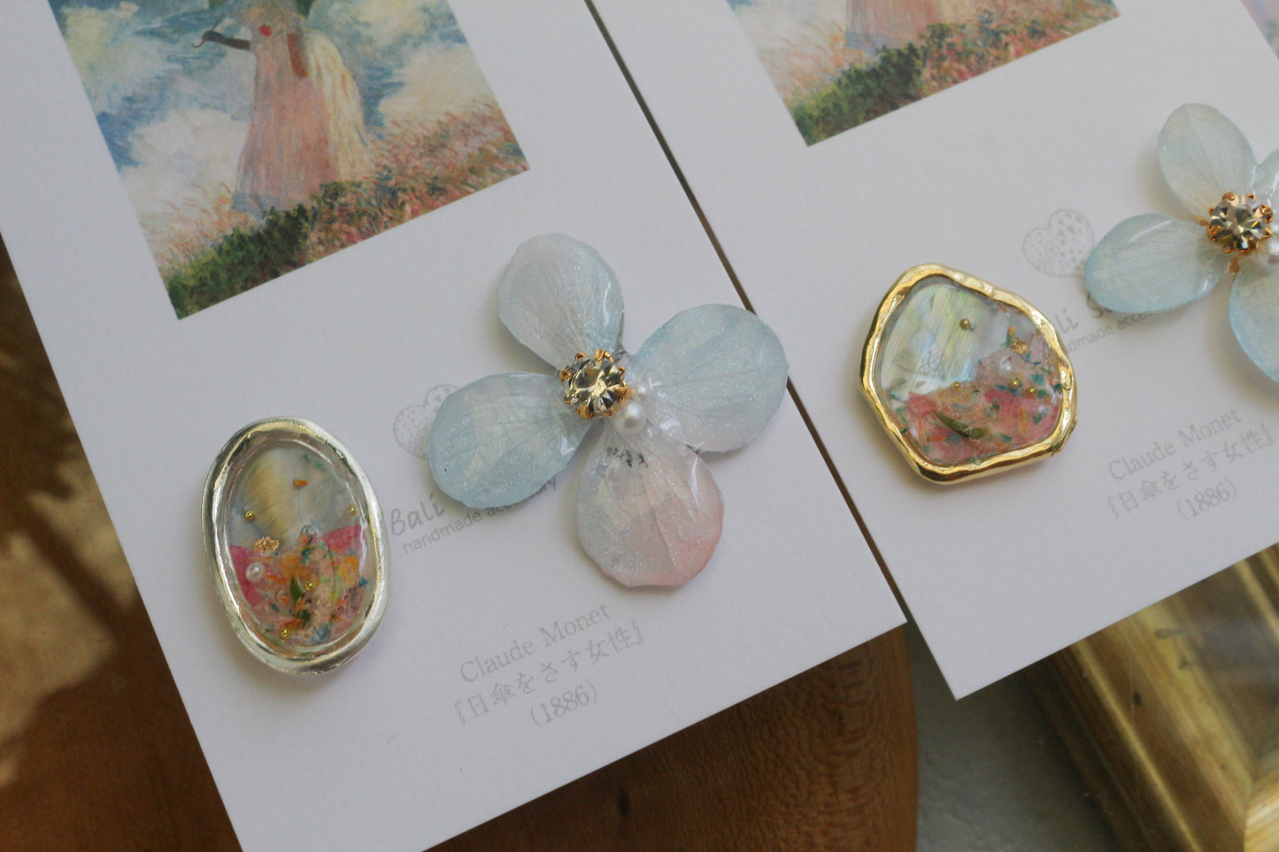 Monet Inspired Flower Earrings No.18 イヤリングClip-on 日傘をさす女性