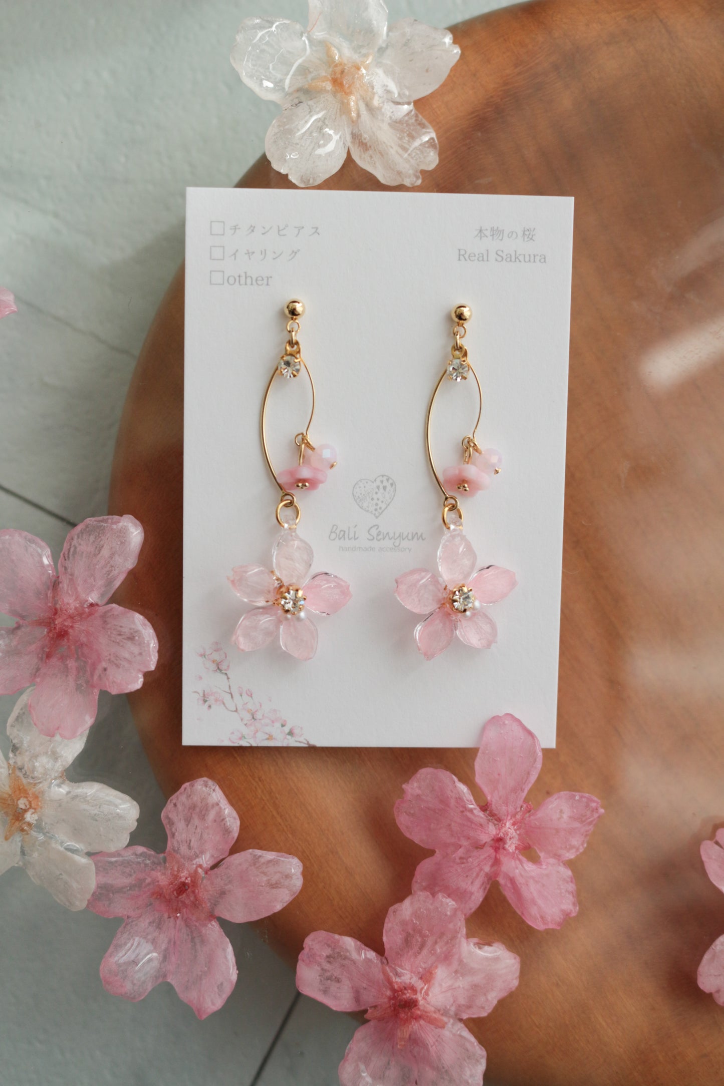 Someiyoshino Sakura Hanami Earrings
