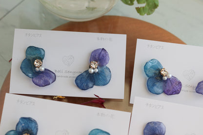 Hydrangea Wing No.136- Titanium Pierce(ピアス）