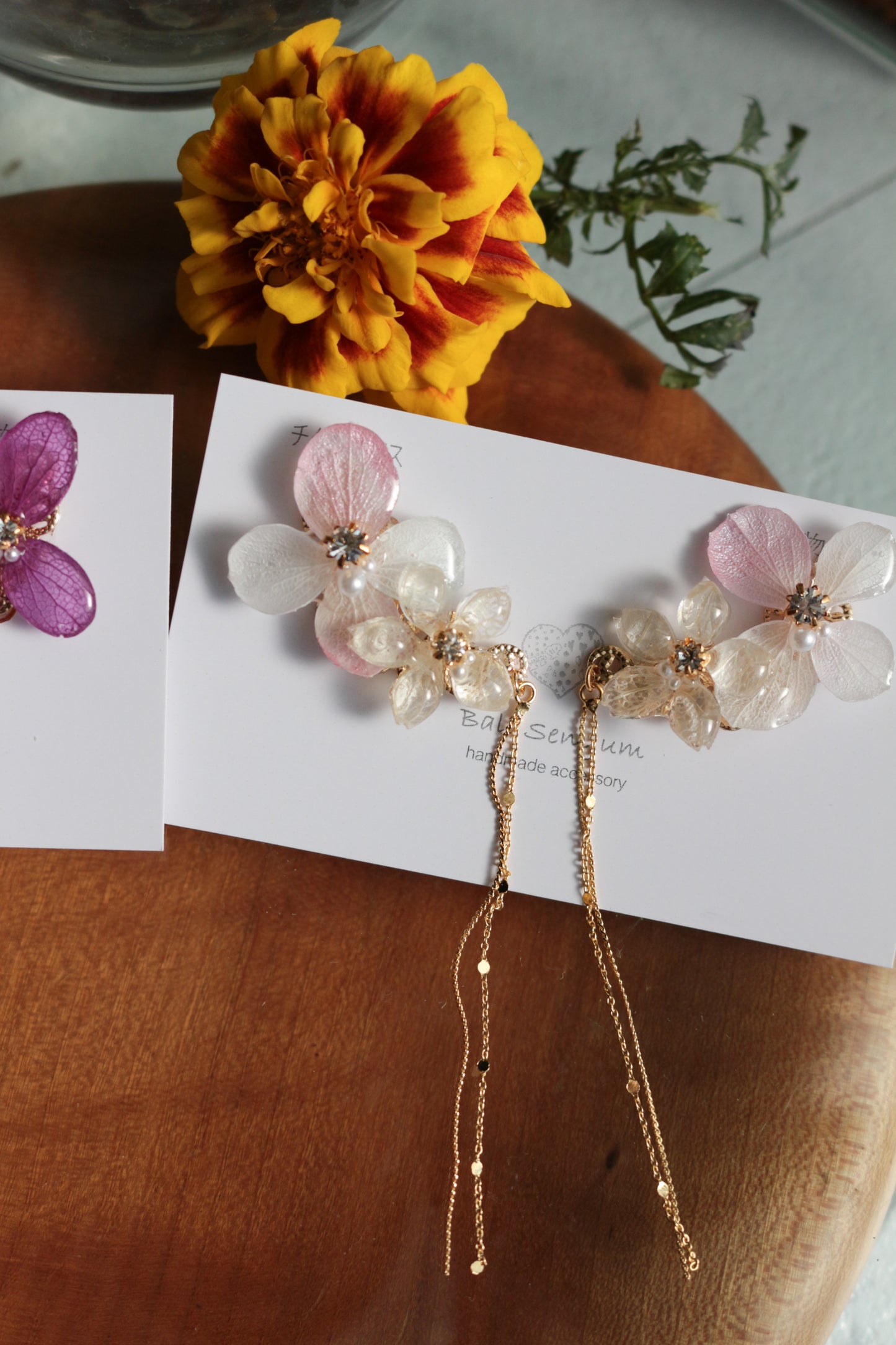 Hydrangea Flying Butterfly Earrings No.41 - Titanium Pierce(ピアス）
