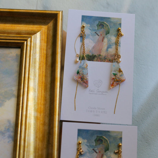 Monet Inspired Elegant Triangle Earrings -  No.4 日傘をさす女性