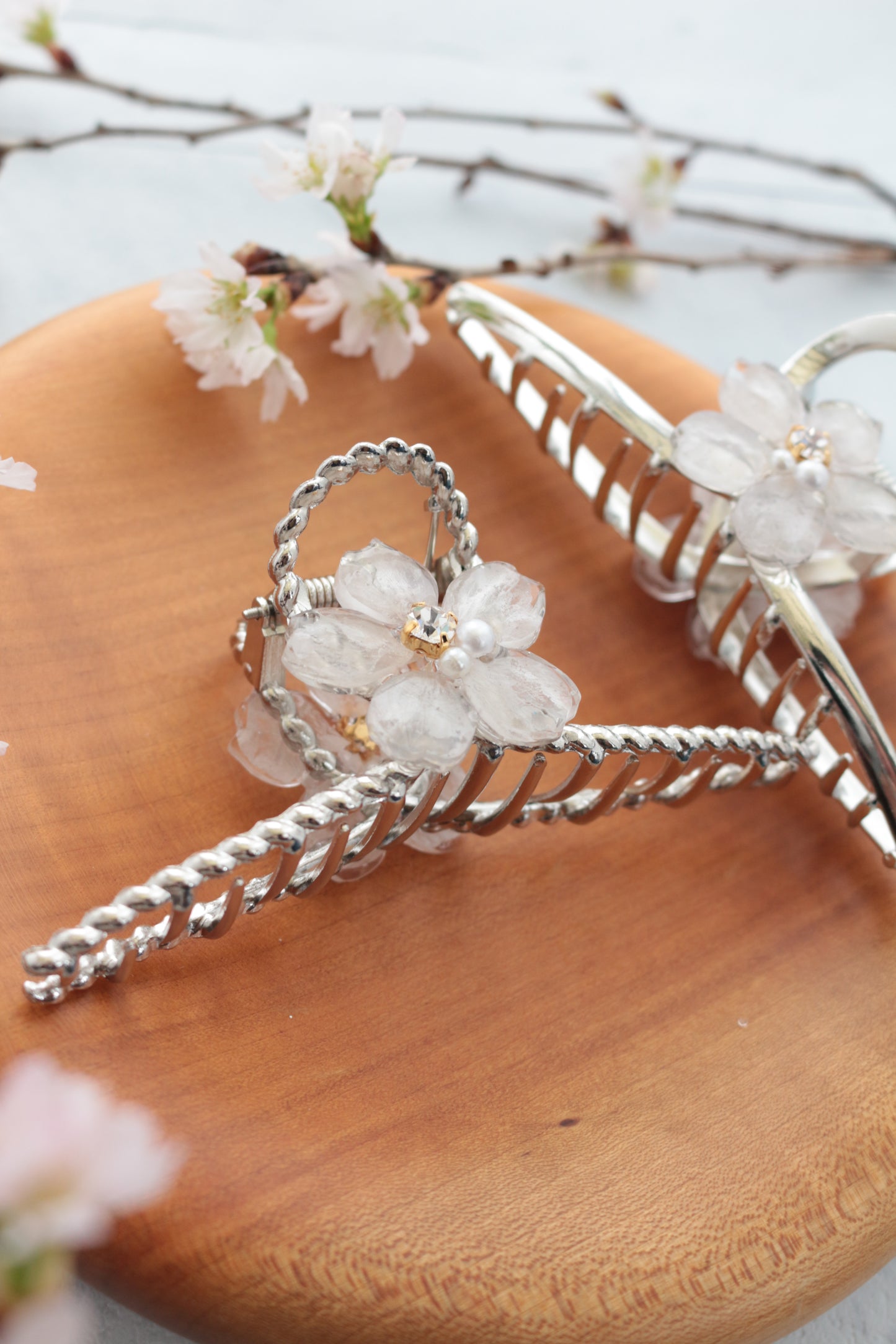 Someiyoshino Sakura Silver Color Hair Clip - White  Big