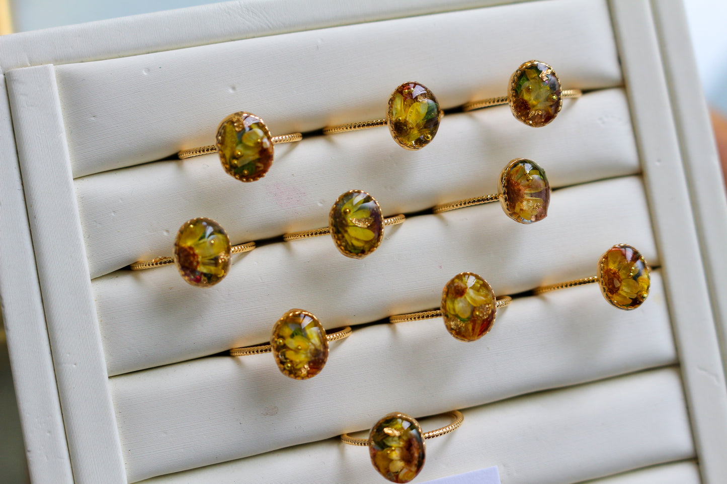 Claude Monet's Sunflowers Ring No.1 - ひまわり