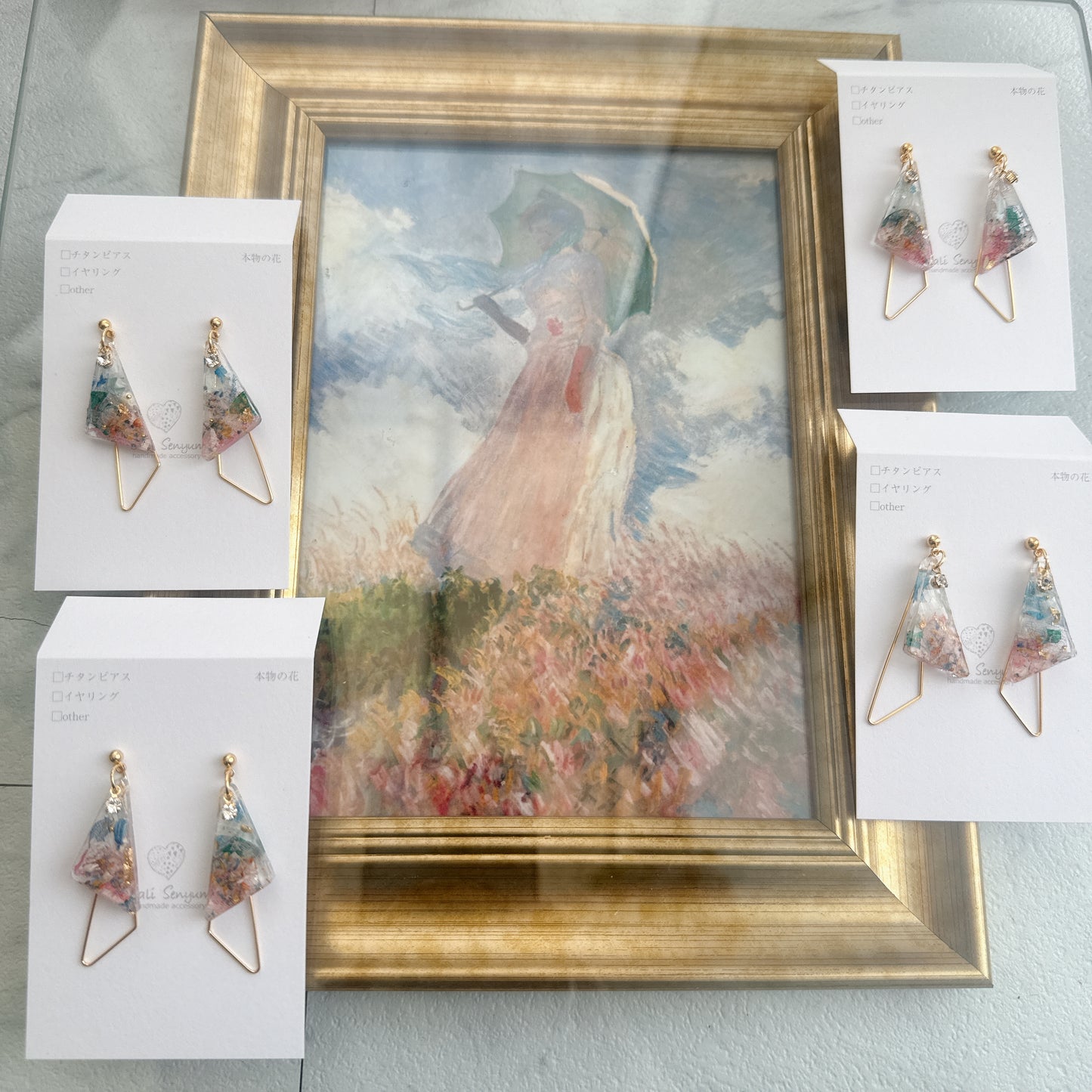Claude Monet Woman with a Parasol Inspired Earrings -  散歩　日傘をさす女性　No.6
