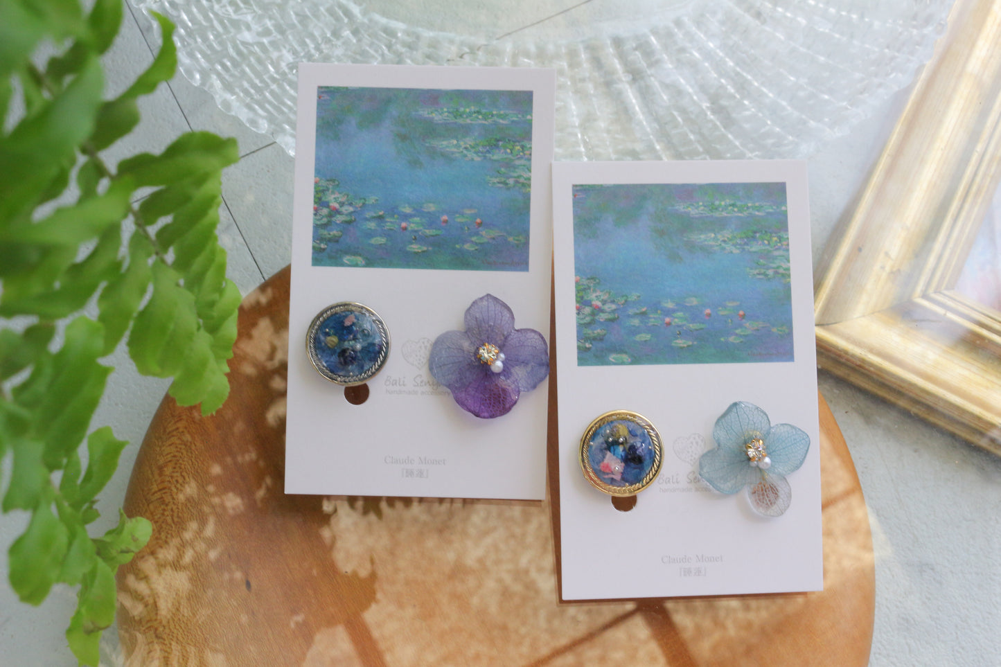 Monet's Water Lilies Inspired Flower and Medallion No.33 イヤリング Clip-on 睡蓮