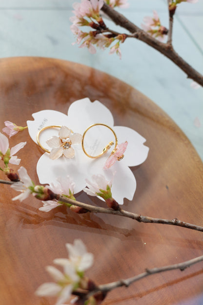 Someiyoshino Sakura Ring with Three Gems NEW #S053