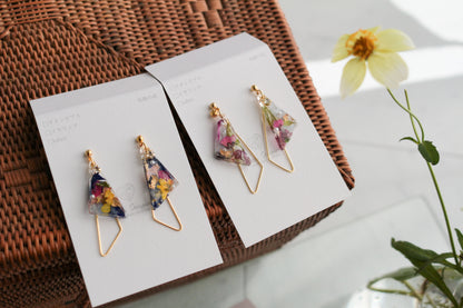 Triangular Floral Earrings - KIMONO Art Jewelry ピアス or イヤリング